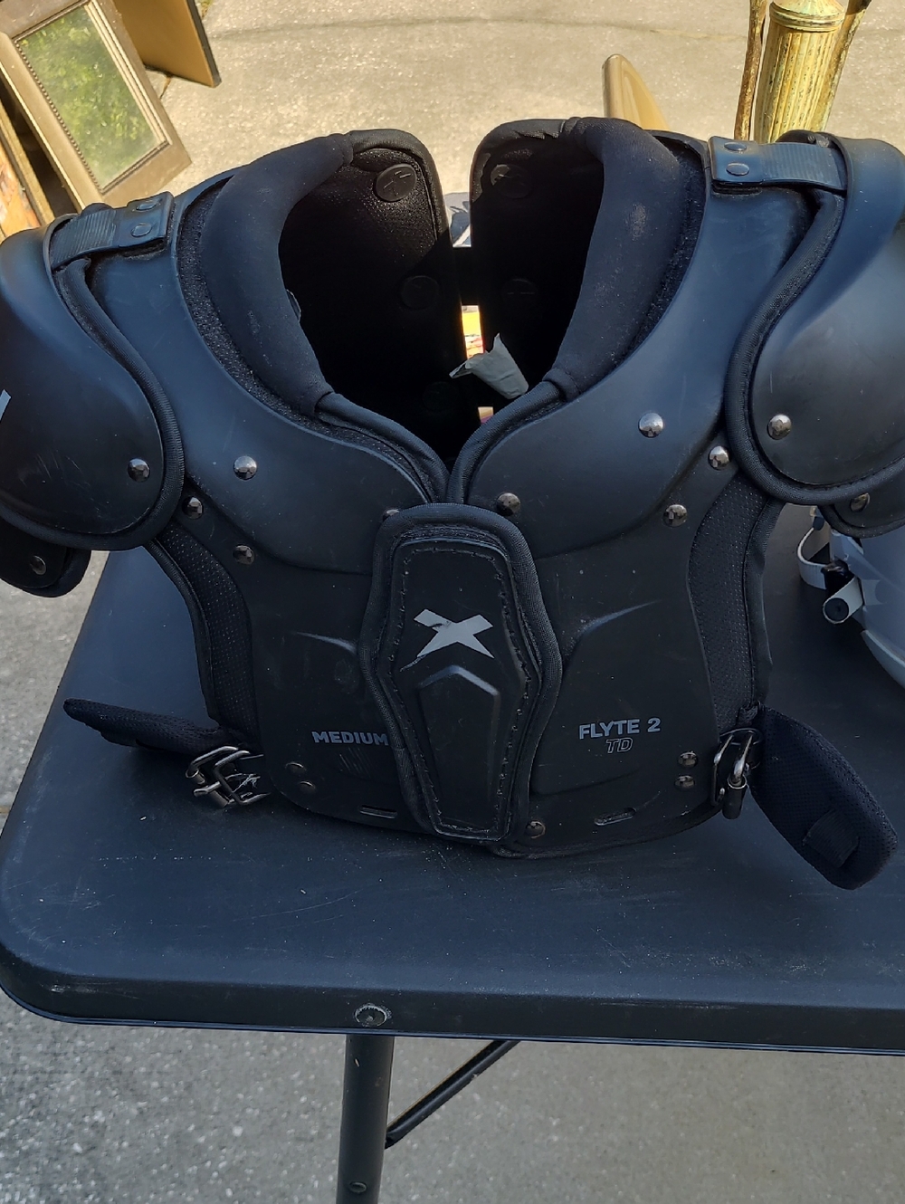 Youth Black Flyte 2 Padded Football Shoulder Pads